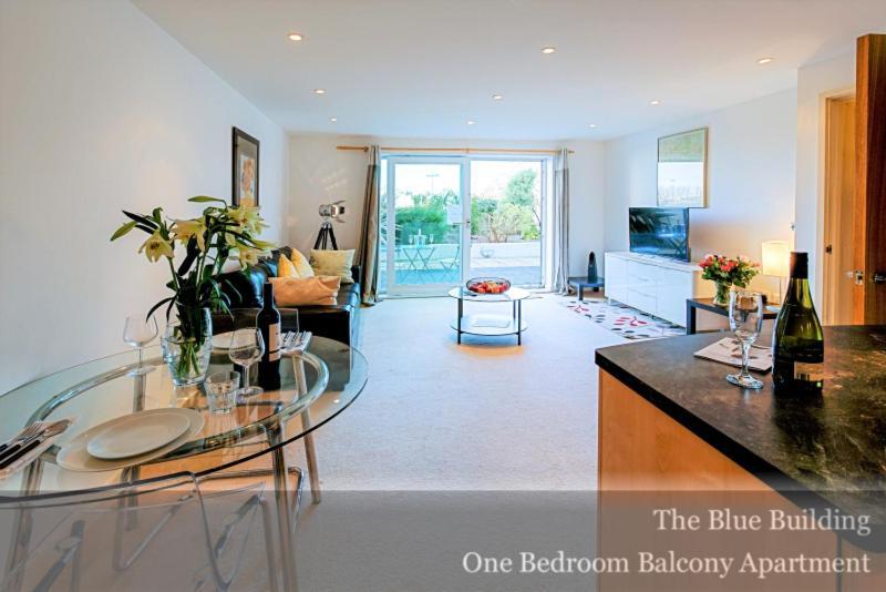 Gunwharf Quays Apartments Portsmouth Dış mekan fotoğraf