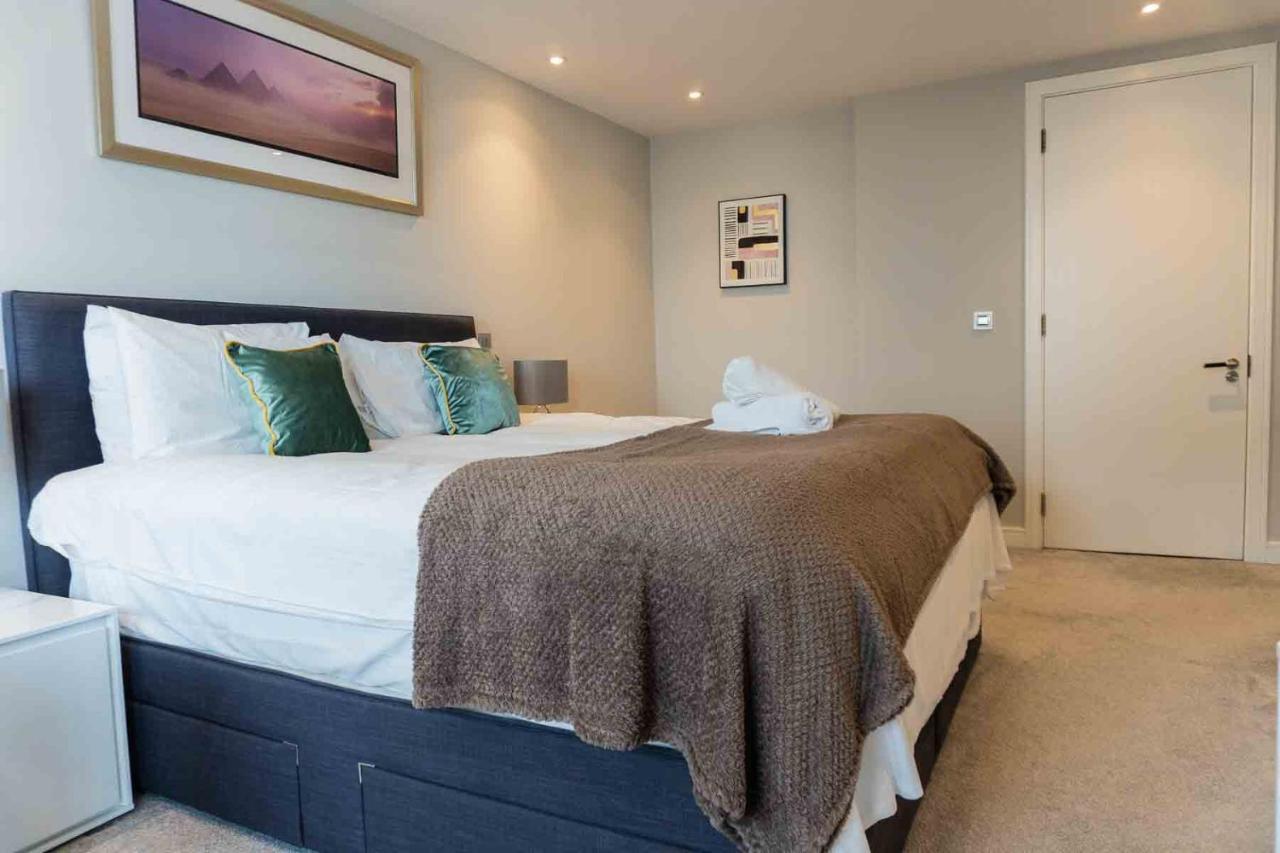 Gunwharf Quays Apartments Portsmouth Dış mekan fotoğraf