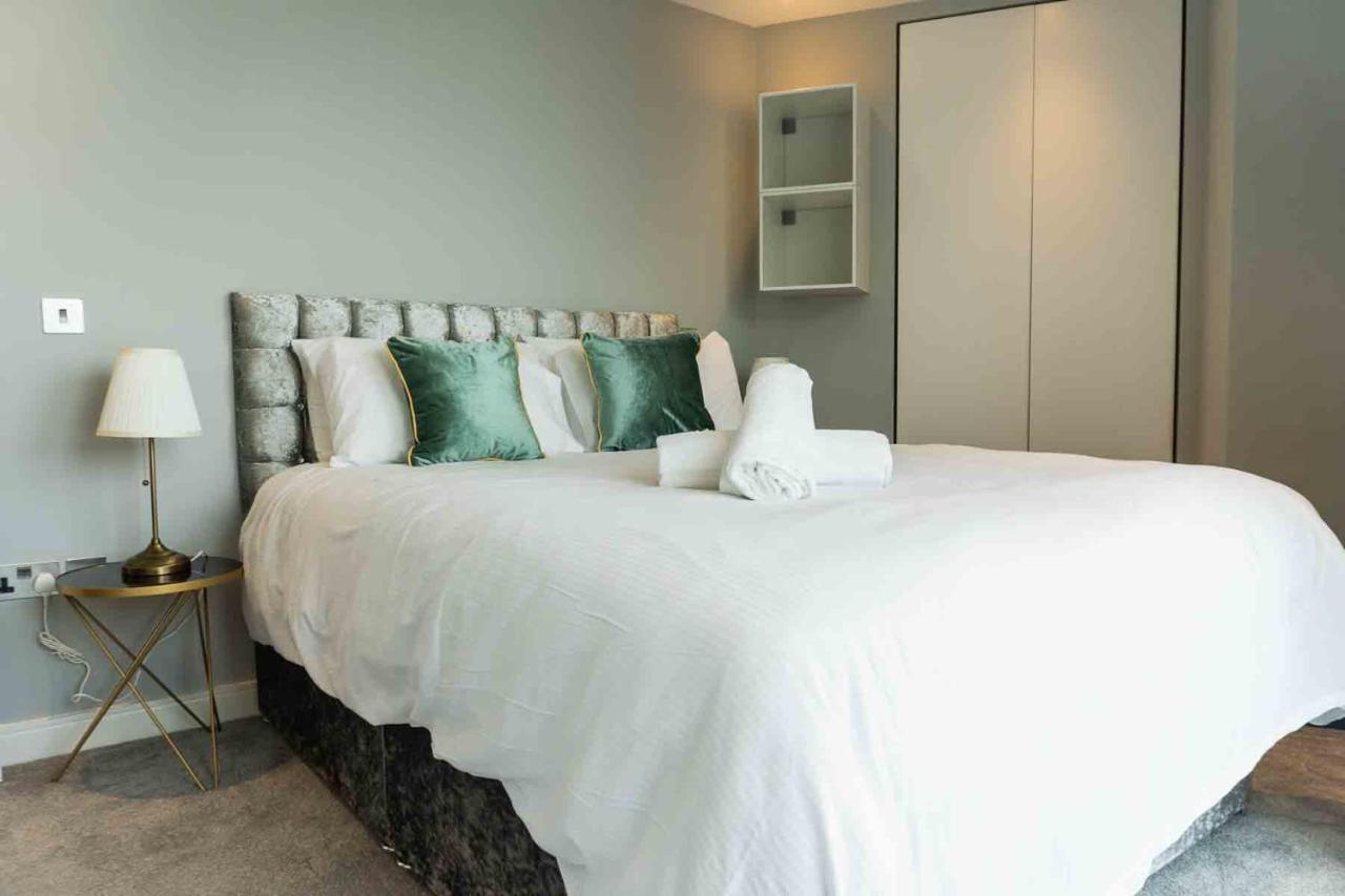 Gunwharf Quays Apartments Portsmouth Dış mekan fotoğraf