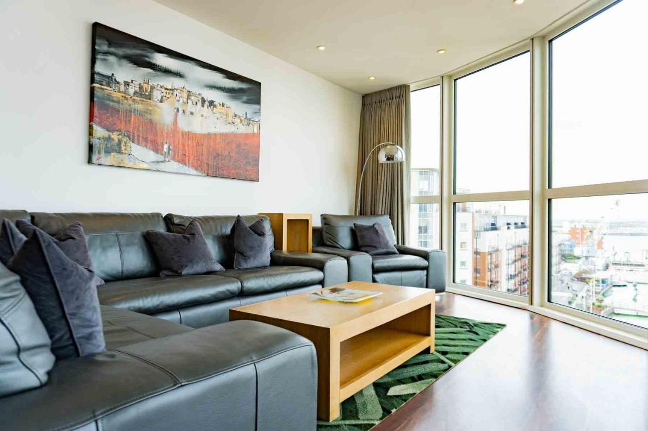 Gunwharf Quays Apartments Portsmouth Dış mekan fotoğraf